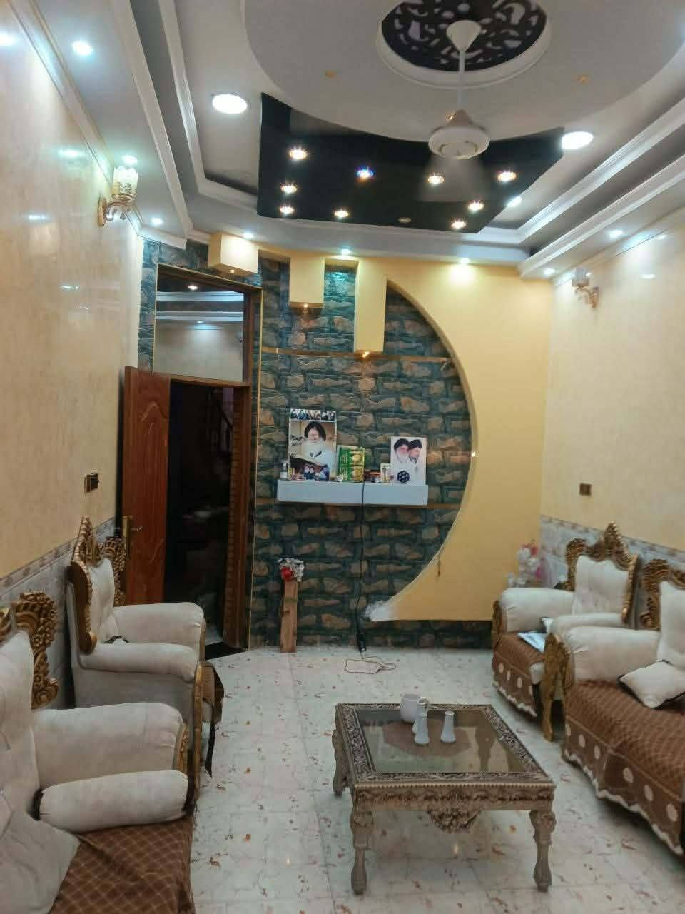 🌿 اللهم صل على محمد وآل محمد

✅ دار للبيع طابو صرف

✅ الموقع حي الزهراء قرب المستوصف قرب المدارس الصينية

✅ المنطقه خدمات كامله تبليط مجاري ارصفه

✅ المساحه ١٢٥ متر واجه ٦ وربع

✅ البناء طابقين

✅ الطابق الأول غرفه وصاله واستقبال ومطبخ وصحيات داخلية وخارجيه ومناور وكراج

✅ الطابق الثاني غرف عدد ٢ وصاله

✅ الدار مطلوب اسكان ١٥ مليون

✅ السعر سوي متابعه للصفحه و علق بالصلاة على محمد وآل محمد يجيك السعر خاص

☎️ للاستفسار ***********

✅ مكتب ابو عبدالله الشمخاني للعقار

⬆️ عندك عقار تريد اتبيعه دزه خاص والباقي علينه ديوانية, القادسية
