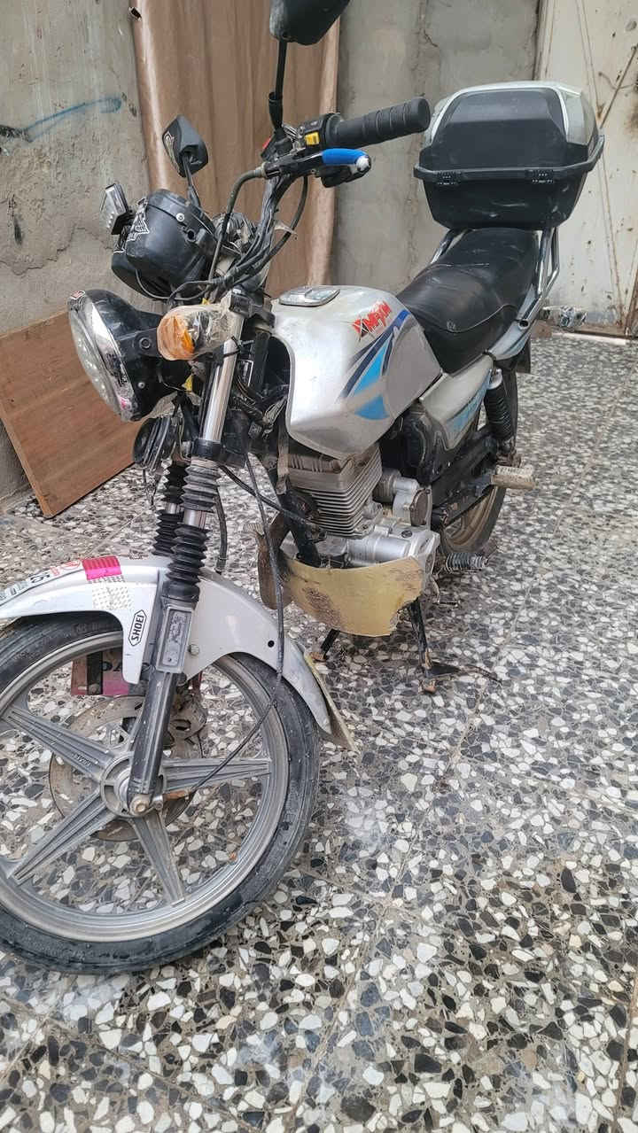 دايوان ٢٠١٨ نظيفه اي نقص ماكو اوراق اصوليه من مكتب حسين سعر ٧٥٠ الف ***********
