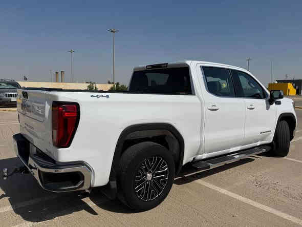 2-   ماشية 54 

3- 🔰 شاشة كبيرة  رادارات + مقاعد مخمل   +تحكم سترين +فور ويل جام كهرباء + شاشة ديجيتل قبق بدي  بلادي+ ويل دينالي  ٢٠٢٥  المواصفات المرغوبة باب طويل بدي قصير رادار داتا شو  

4- حادث فقط  بنيد  

5- الصبغ بنيد + قطعتين من امريكا نص باب السايق والي وراها   ايرباك ستيرن فقط 

- *********** 
بغداد اليرموك 

7 -   290 ورقة بغداد
