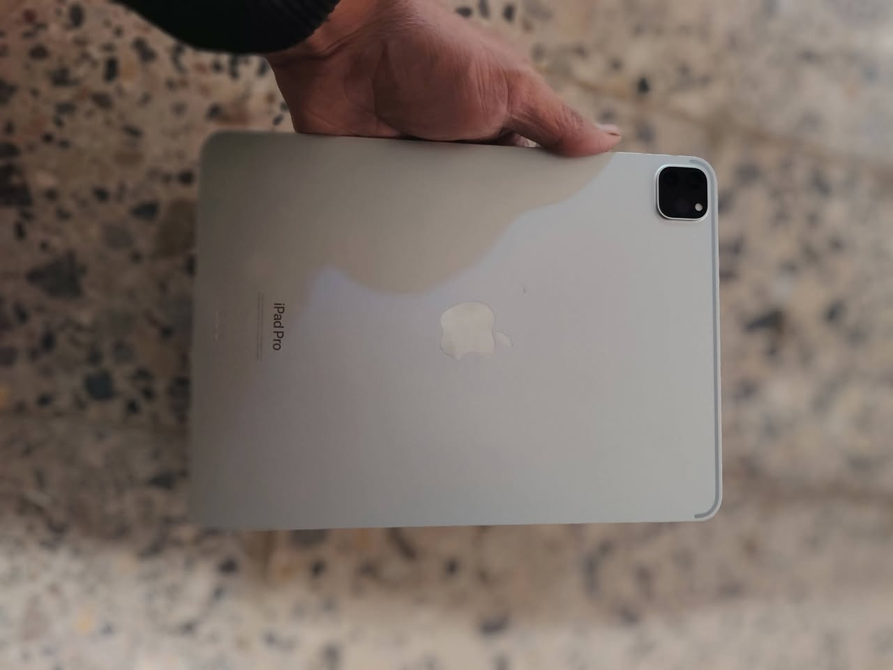 ايباد فول جديد بعده بطاريه 96 للبيع iPad Pro 11

 الذاكرة: 256GB

 المعالج: M2
*********** 
رجاء المو شراي لا يخابر جهاز سعره 900 وبي مجال ولمثله مليون ونص
