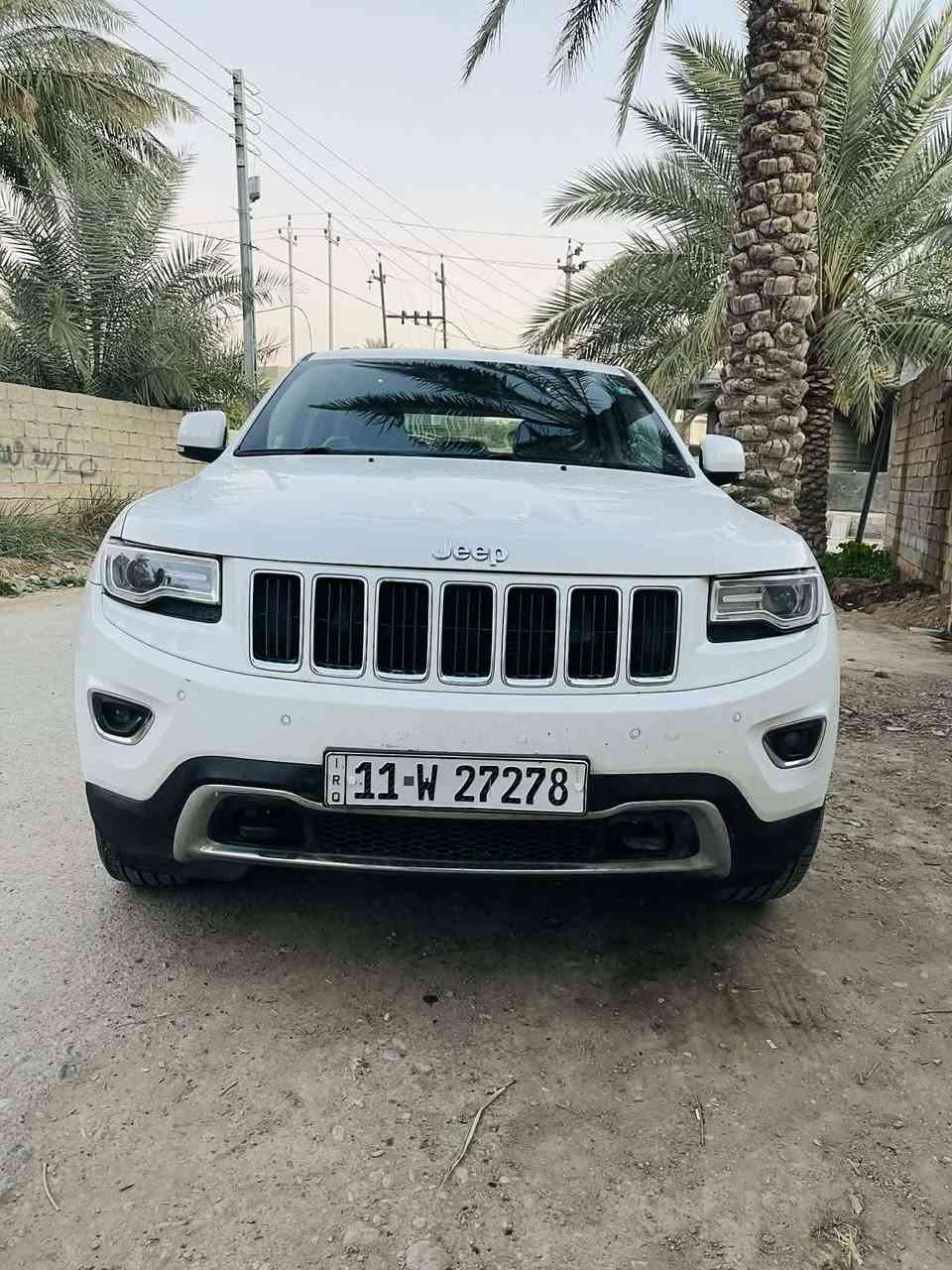 السلام عليكم 
   جJeep لاريدو  موديل 16 خليجي  المواصفات المعروفة لمتدد 
4 ويل
صندوق كهربائي 
كامل مواصفات سيارة جديدة رقم بغداد 
, ديالى ..الخالص 
 للأستفسار ***********
