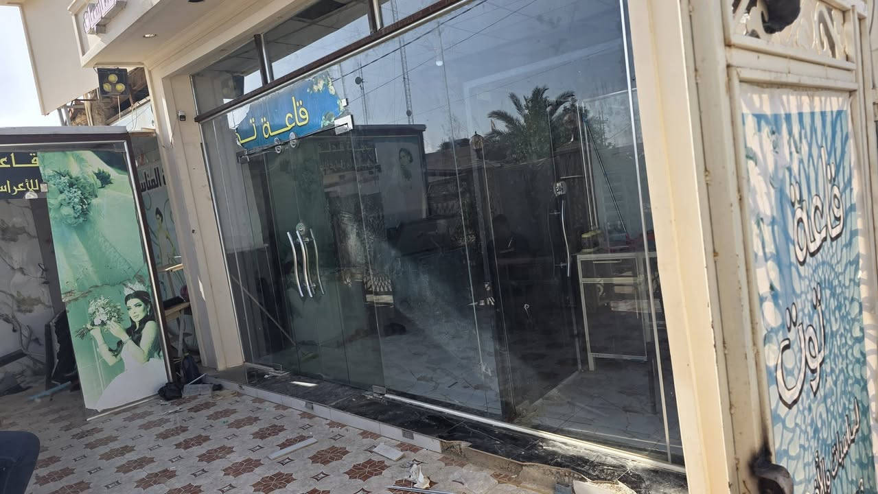 المحترف للزجاج والالمنيوم وعمل وتنصيب كافة الكاونترات الالمنيوم كربلاء المقدسة ***********
