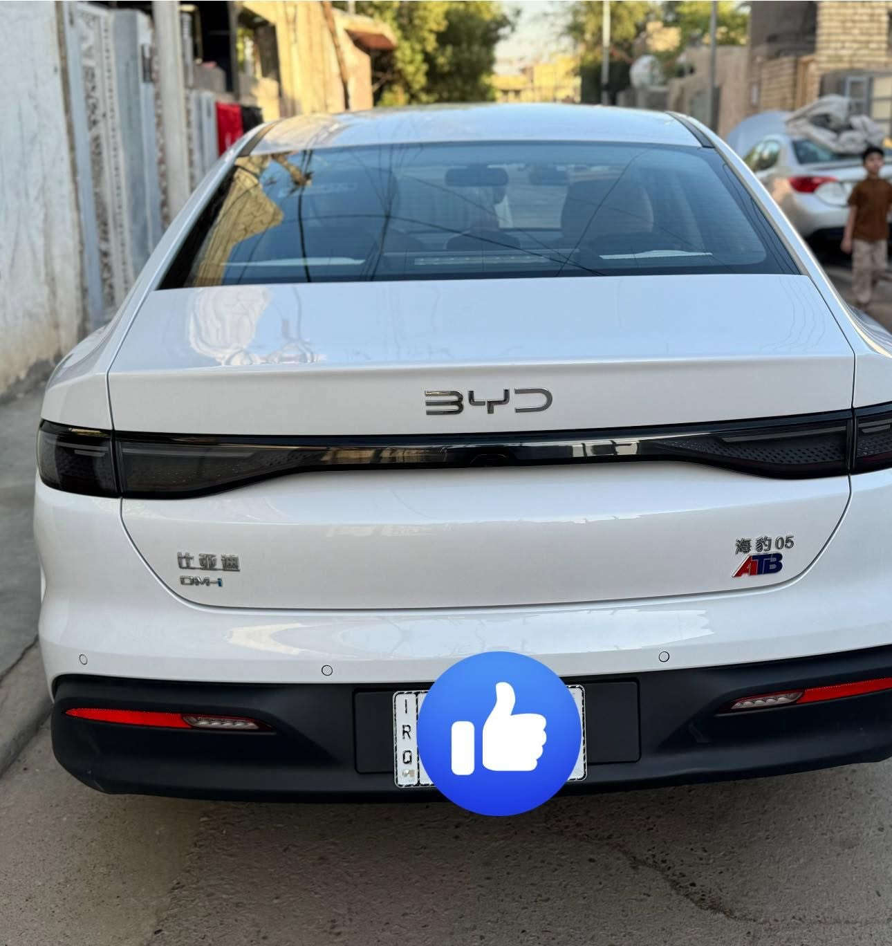 السلام عليكم ورحمة الله وبركاته
🚗 للبيع – سيل فايف 2025

 .

✅ الممشى الكلي: 8.000 او اقل

✅ جميع الملحقات والأغراض الأصلية كاملة.

✅ السيارة بحالة ممتازة.

بيها بس هذا الشخط المصور بالباب الخلف السائق

وهي صغيرة كلش بس مبينه بصورة هيج لان مزوم عليها

الباقي مكفول 

رجاءاً الي مو شراي ليتصل 

📞 معرفة السعر وللاستفسار والاتصال أو عبر واتساب:

***********

***********

مكان السيارة بغداد / حي البساتين
