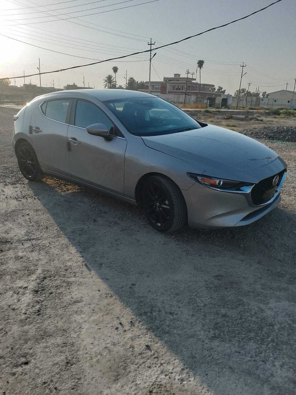 مازدا 3 موديل 24 بدون رقم تترقم جميع المحافظات 
السعر 125 وبيه مجال مراوس يرهم 
***********
