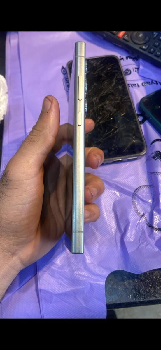 جهاز الترا 24 للبيع فول نظافه ولا شخطه بيه جديد
مكاني بابل المركز المدينه


**إذا كنت صاحب هذا الإعلان وتريد حذفه لأي سبب، رجاءا أرسل رسالة إلى الدعم الفني**