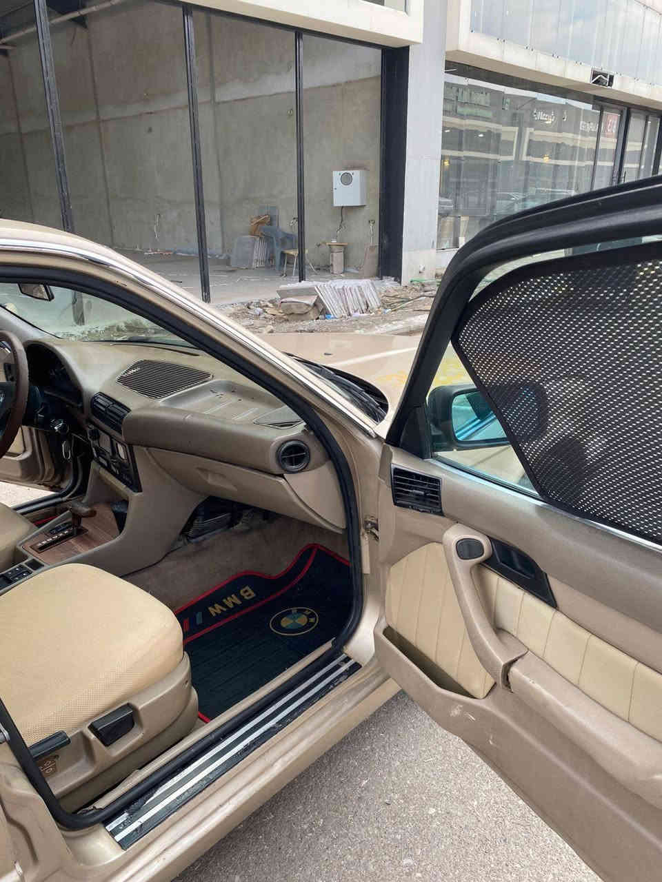 سلام عليكم 🤎
للبيع او مراوس مع بي ام
520 كبس اصل موديل 91
 كير اوتوماتيك 
تبريد
تدفئه
مري منفصل
جامات كهرب اوتو
قفل مركزي

مكينه 20 كبس مال كصه عليها
رقم نينوى ألماني مسطرة شرط التحويل
كوبون إلكتروني
سيارة حلوة وكدام العين سعرة 54 وبيها مجال للطيبين

لحد يجيي يقارنها مع ام الدفتر كلشي اكو بالسوك محتاجه ترتيبات كماليات والباقي كله شرط
***********
***********
مكاني موصل
