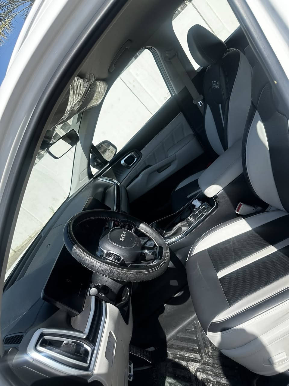 سورينتو 2024 خليجي ضمان الدولية 4 سلندر
السلام عليكم سورينتو خليجي مكفوله كفاله من كلشي فقط شخط بالدعامية 4 سلندر ضمان الدولية بدون بنوراما جنطة كهرباء كشن كهرباء ومغلفه كلها من الداخل كشن وكاعية وزارعلها لدات امامية عالي ناصي مكانها بغداد الكرخ ***********
