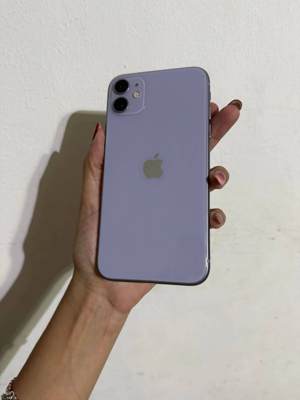 iphone 11
128 كيكا

نموذج M

كرتونته وياه

بطاريه 92

السعر 230 وبي مجال بسيط 

العنوان ديوانيه مركز الخاص مفتوح رقمي ***********
