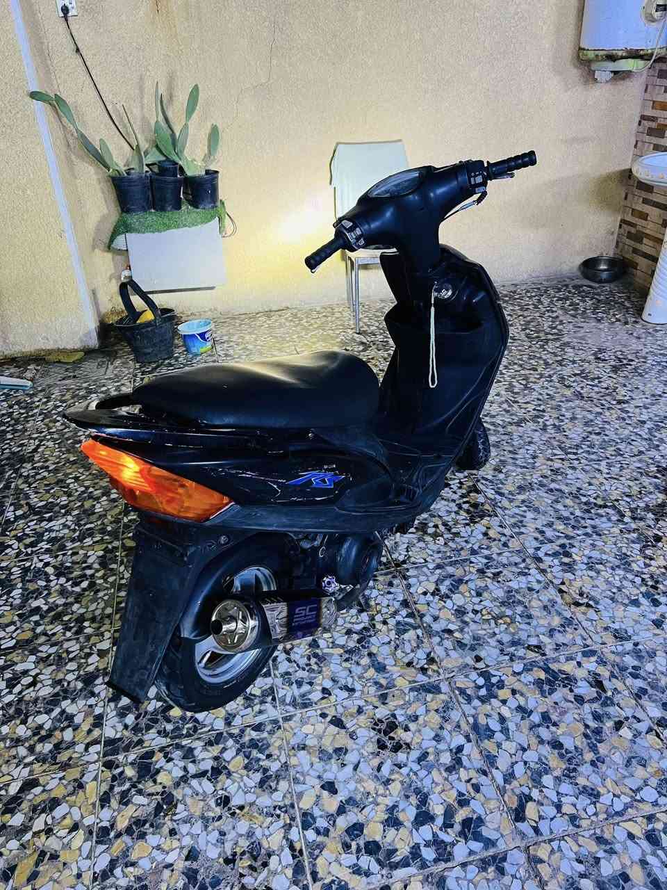 سلام عليكم ماكس عدله للبيع الدراجه حلوه كامله مامفتوحه كهربائيات دبلات كلهه شغاله شلعه ومعدل خير من الله السعر ٤٥٠ مكاني البلديات 
***********
