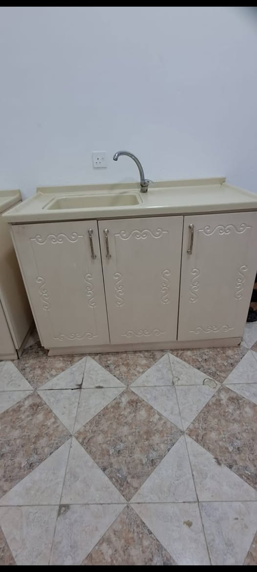 غرراااااااض للبيع العنوان بحركه جامع مله رشيد وتس اب ***********
