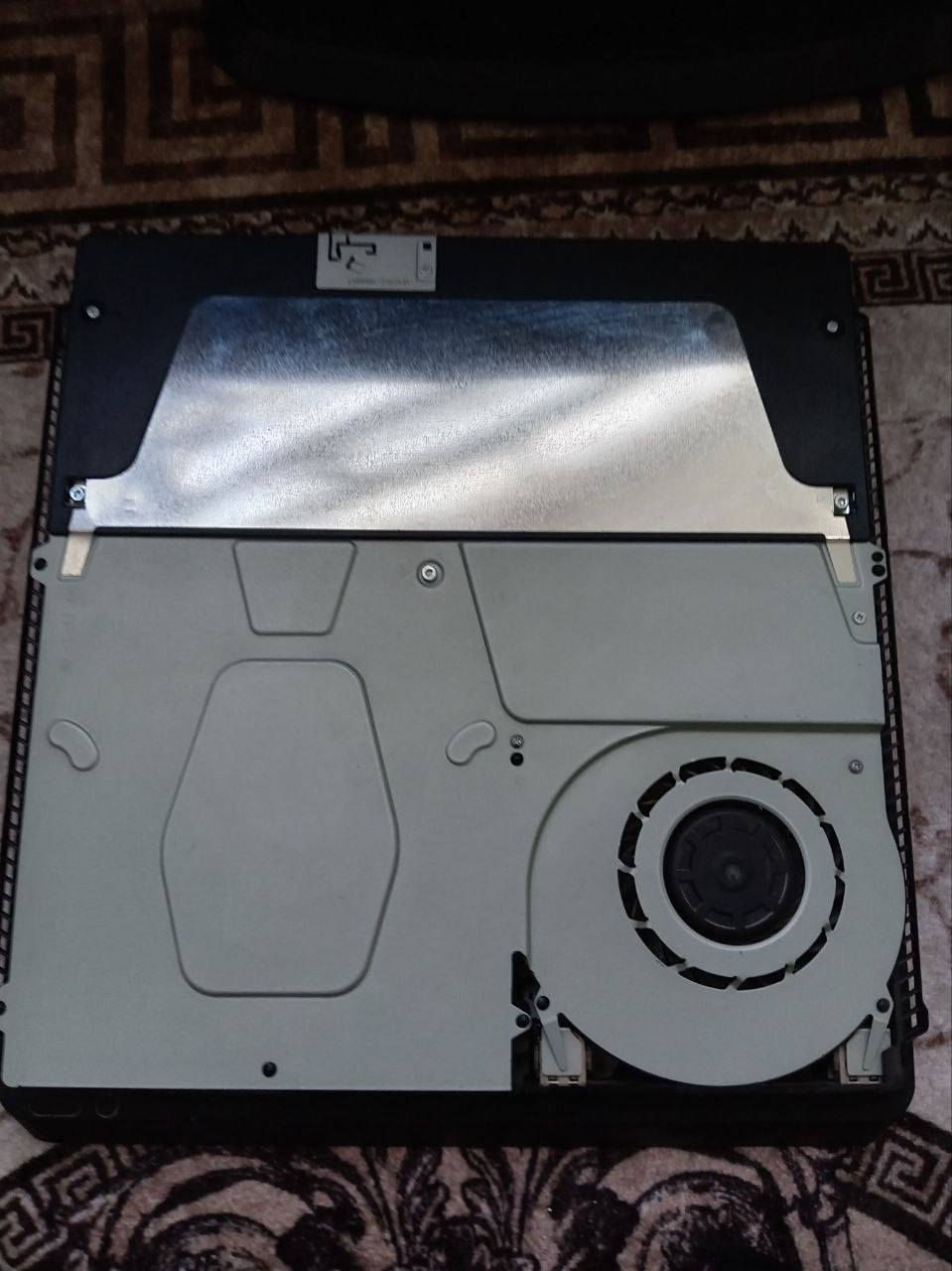 سلام عليكم بلي ستيشن 4 سلم بحاله جديده كلش مامفتوح الجهاز مو مهكر ملاحضه مو مهكر الجهاز يجي وياه شاشه يو بي اس قرص جي تي اي وقرص انشارتد ويده وحده وملحقاته كلها تشكليه كامله السعر 260 مكاني بغداد العامريه


**إذا كنت صاحب هذا الإعلان وتريد حذفه لأي سبب، رجاءا أرسل رسالة إلى الدعم الفني**