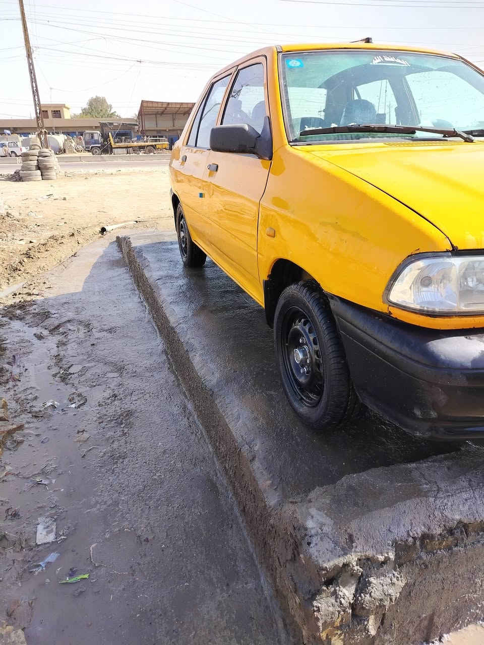 السلام عليكم
سايبه موديل 2018
بيها بنيد مبدل بلادي
ومكانات صبغ. شواصي معمره 
سياره جاهزه مابيها اي نقص
سعرها 44 بيها مجال للطيبين
مكاني بغداد حي النصر
هـ ***********
