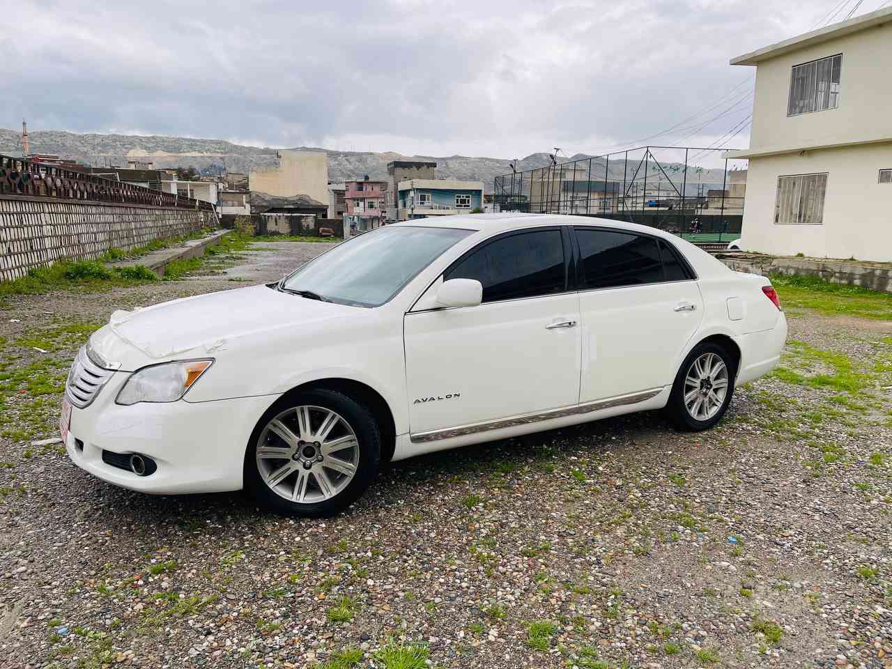 ئەڤەلۆن ٢٠٠٨ بڕاوەی دوبەی بێ ڕەقەم لمیتید  سعر 60
فول مواسەفات   ***********
سلاید. 
بەسمە 
ناو زەرد 
کوشین هیتەر و کوشین جلد 
توندو تۆڵە 

تایەو ویلی تازەی لە ژێرە دخان, السليمانية
