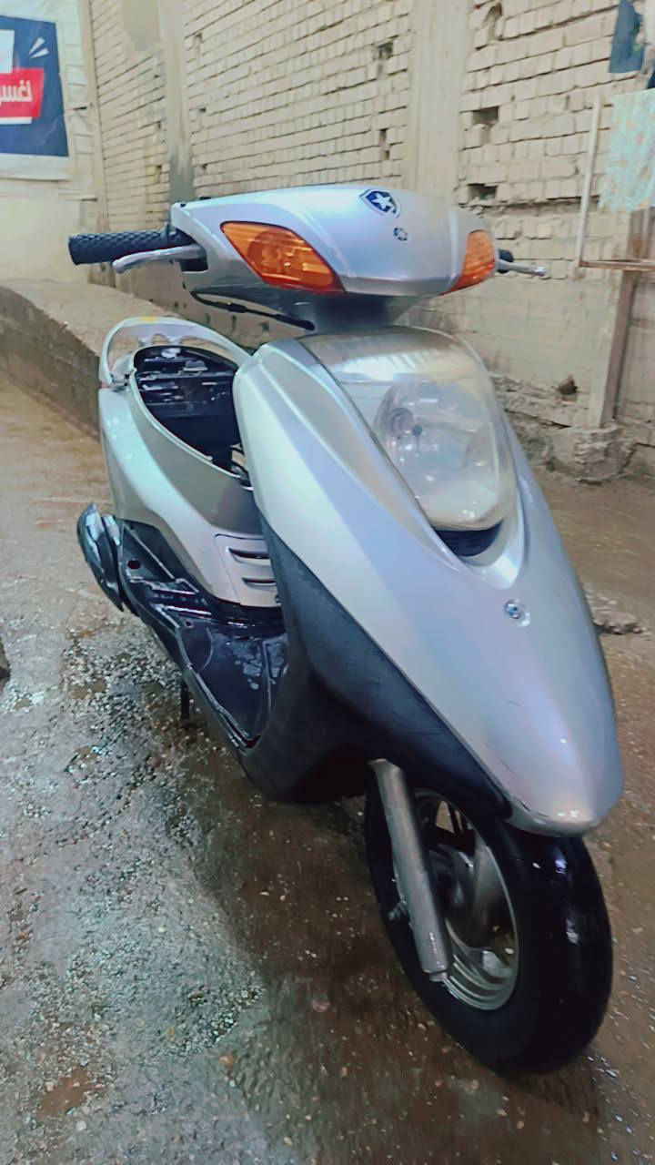 السلام عليكم
دراجه بريز مال رمبه مكفوله كفاله عمامه صار شهر من اخذته من الرمبه
نزلته بيدي الدراجه 
كابريتر بلاديه مكفوله
اشاير مختمه رقم واحد
نكره سلف 
هندر واحد 
لايت عالي ناصي 
مكينه بلاديه برغي ممفتوح بيه
الدراجه ابد مواصله مصلح 
جيب فيتر وتعال افحص 
لا تنقيص ولا تبخير 
السعر 750 
العنوان بغداد شارع المغرب 
الرقم ***********
