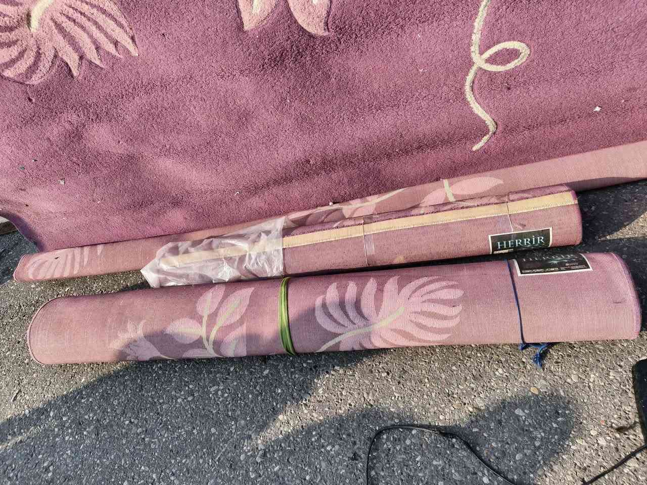 السلام عليكم عندي هذن الفرشات كلش نضيفات بس عايزهم غسل هنا تخم كامل سعرهن كلهن 60ألف مكاني كركوك حي النصر رقم التلفون ***********
