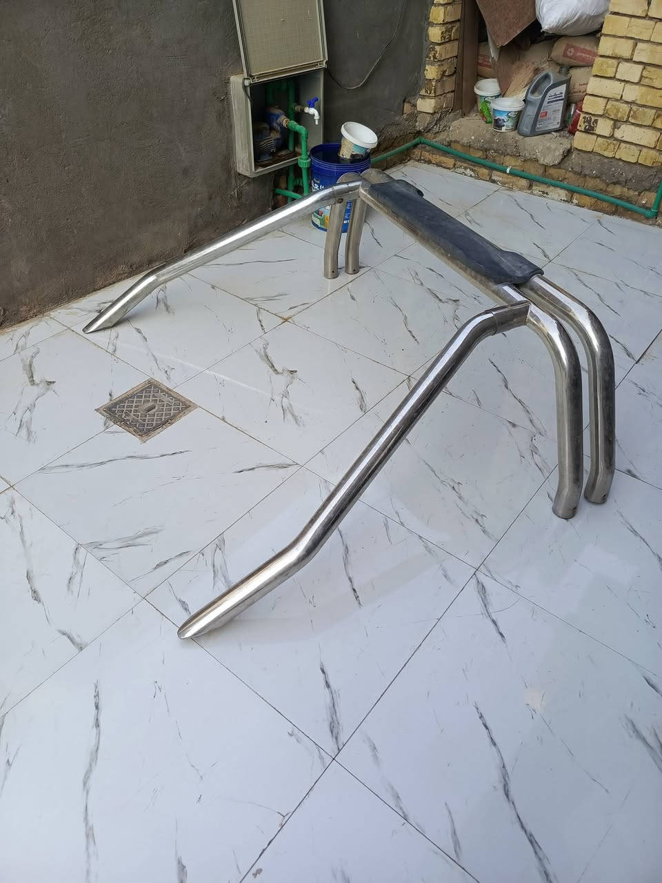 السلام عليكم عندي هذا الدرع للبيع قيم باليرظيه الله وأخذه المكان سوق الشيوخ ***********
