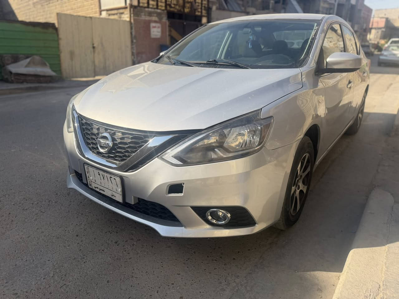 نيسان  سنترا مديل 19 رقم بابل بسمي  حادثهه جاملغ وبنيد وسنور مرفق وي صور  العنوان بغداد شعب
سعر 83  
اتصال ‭0775 626 9542‬
السياره جديده وبلعافي علياخذه
صدر امامي خلفي جديد كله 
تاير جديد
ادامه جديده 
بيه شوي شخوط وتكحيل بل بيبان بس سياره جديده
