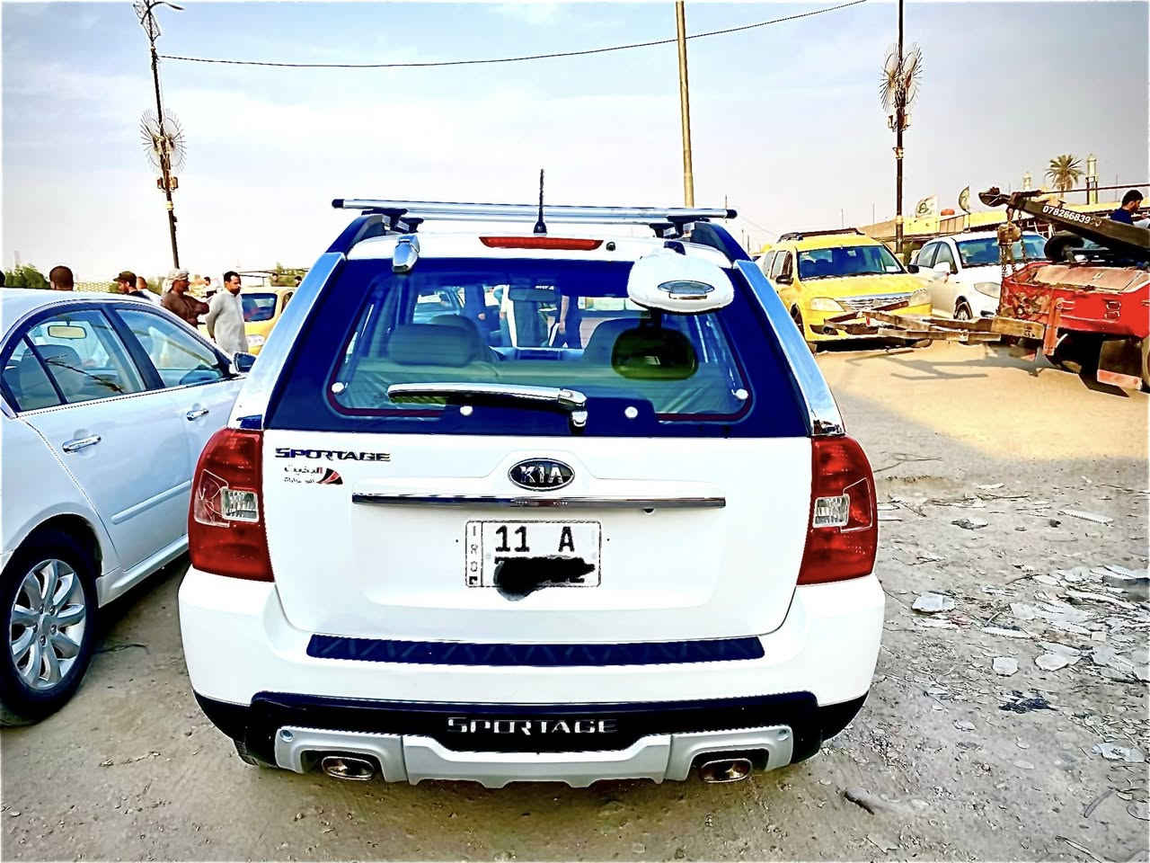 السلام عليكم
موديل ٩ كفاله صبغ تبديل كفاله بيها بحافة الجاملغ بارد موشر بالصوره 
محرك ٢٠٠٠ دوش كفاله لاتنقص ولا تنخير كير كفاله تبريد ثلج تدفئه حداديه جديده تخم تايرات جدد حته السبير السياره جدا نظيفه ونشطه ونعامه وجاهزه من كلشي شرط الفخص والتراي 
مواصفات معروفه
محرك 2000 دوش
كير نمرتين عادي واوتو

خمسه ويل كب 
نظام دبل دسك
تبريد ثلج
تدفئه شغاله
نظام اي بي اس ابريك 
داخل لونين
نظام فور ويل
دبل صالنصه 
لايت زنون عالي وناصي 
تقفيل ذاتي
رقم بغداد دولي 
سياره باسمي تحويل ثاني يوم 
حداديه خلفيه واماميه جديده شرط التراي والنعومه
تخم تايرات جدد حته السبير 
نظافه ونشاط ونعومه 100 /100 
مكان سيارة السماوه/الرميثة
اتصال فقط غير متواجد على الانترنيت ***********
السعر 130 وبيها مجال قليل
