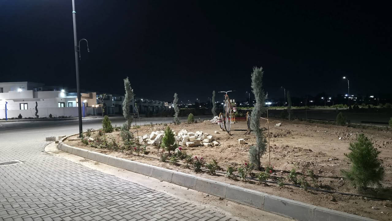 📢خانوی شاری شەم بۆفرۆشتن
🔸ڕاستەوخۆ کلیلی وەربگرە 
🔸180مەتر
🔸152مەتر
☎️📞 ***********
