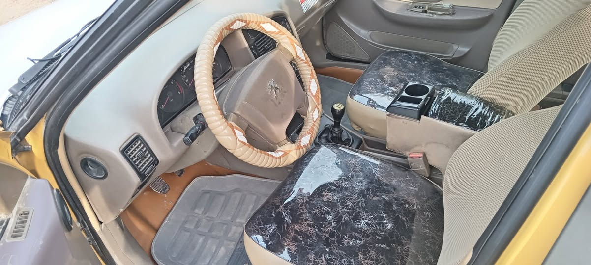 السلام عليكم بيجو أكد رقم كربلاء ٢٠١٦ سنويه لل٢٠٢٧ مصفره هيئه دوشمه ارضيه جلد جديده حداديه أمامي وخلفي تبريد.. مكينه بيه خيط بخار أو بيه جاملغ الأمامي فقط
سويته أدامه باتري جديد فيت بم وايرات بلكات بخاخات
السعر ٣٥ بيه مجال شراي أتصل رقم *********** مكان الديوانية
