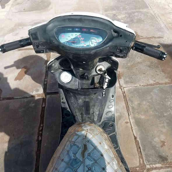 دراجه كامكو V2 دراجه مكينه 150 مكفوله من كلشي مكينه مامفتوحه كهربائيات كله شغله السعر خاص ***********
