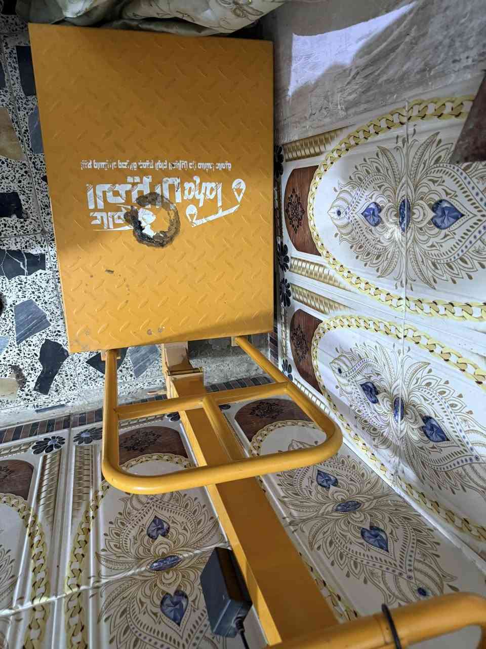 ميزان للبيع يسع 300 كيلو مستخدم شهر فقط اني اخذته اب 160 اريده 100 قفل


**إذا كنت صاحب هذا الإعلان وتريد حذفه لأي سبب، رجاءا أرسل رسالة إلى الدعم الفني**