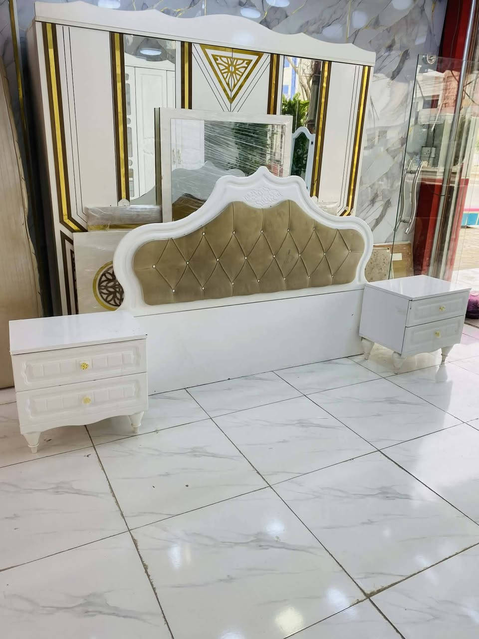 غرفة نوم تركي مستعمل
تتكون 👈7👈 قطع 🥰
نضافة 80%💯
السعر 600
مع نقل وشد داخل بغداد مجاني


**إذا كنت صاحب هذا الإعلان وتريد حذفه لأي سبب، رجاءا أرسل رسالة إلى الدعم الفني**