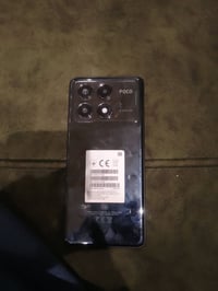 تلفون للبيع  بوكو 6برو.    نضيف ذاكره 256.  سعر 140 قفل   وضمان يومين ...