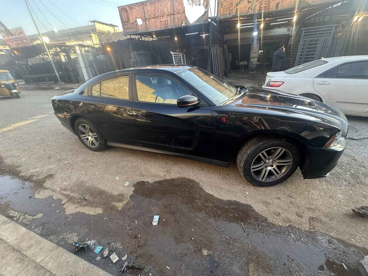 سلام عليكم
جارجر ٢٠١٢ رقم اربيل بسمي السنويه
حادثه جاملغ وبنيد حادثه خارجي موضح بصوره مع فتح باب السايق بس باب ماله لان بي ليبل ورقم شاصي مطابق مع سياره لباقي شوفت عينك مكاني بلعماره مكينه ضمان جديده كلش كير بي نتله اكسن حداديه جدد كلش تخم تاير سياره جاهزه ع آخر حبابه سعره ١٤٠ وبيه مجال بصيط شراي اتصل وتدلل 
مكان سياره بلعماره بلماجديه 
للاتصال 

‭٠٧٧٧ ٩٦١ ٠٩٩٢‬
محمد الخفاجي
