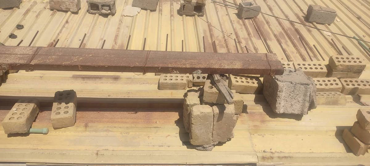 بيت زراعي  للبيع نص بنيان جديد ونص قديم  مساحه 230 متر  السعر 80بي مجال  منطقة تبليط مجاري كافة الخدمات بيت  مناور  سيراميك وحمام وصحيات   العنوان قرب مدرسه عراق جديد خلف سده
***********
بيت زراعي  للبيع نص بنيان جديد ونص قديم  مساحه 230 متر  السعر 80بي مجال  منطقة تبليط مجاري كافة الخدمات بيت  مناور  سيراميك وحمام وصحيات   العنوان قرب مدرسه عراق جديد خلف سده
