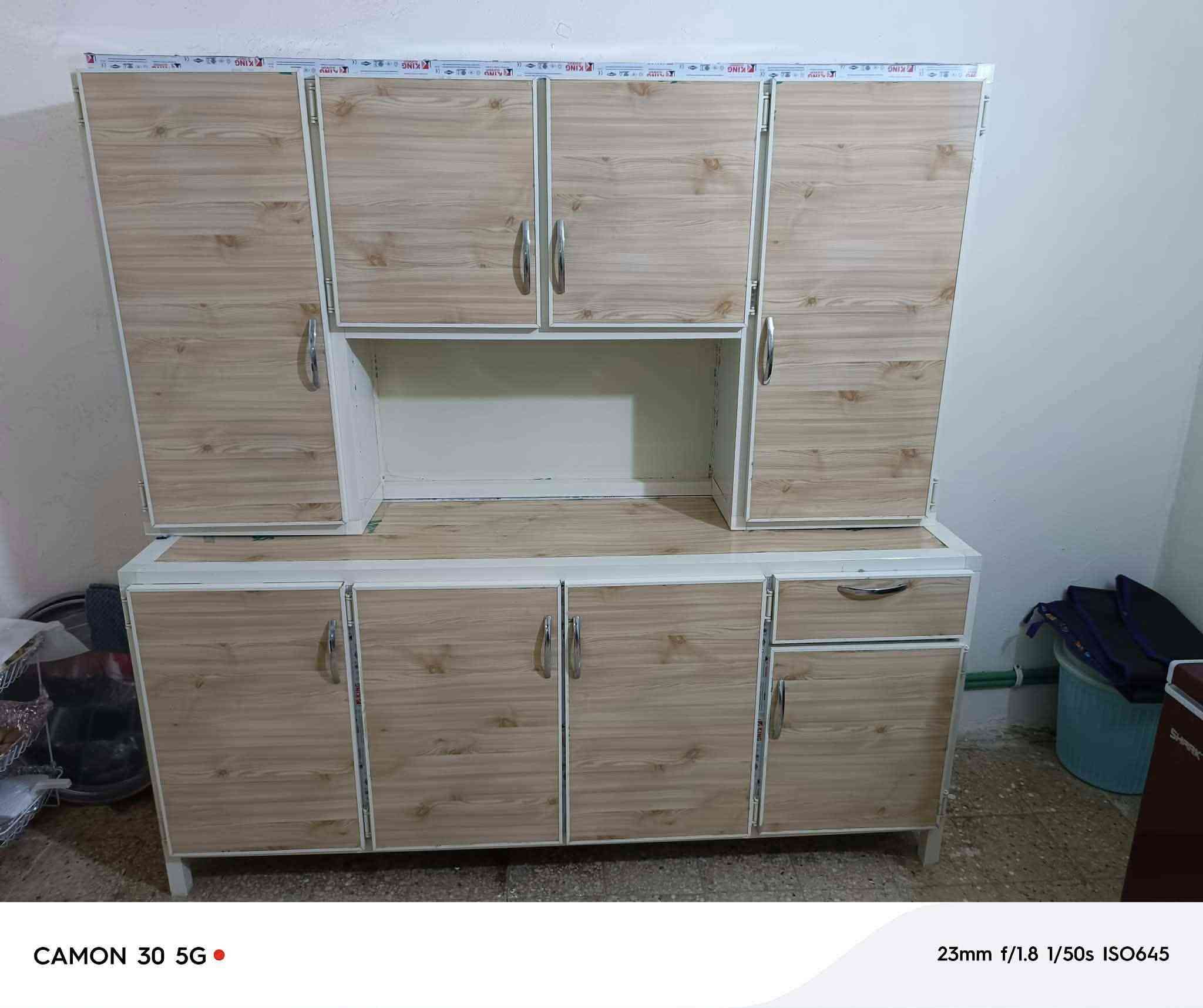 كاونتر المنيوم سوكي نضيف ٣قطع 
السعر ٢٠٠
العنوان الجولان 

***********
