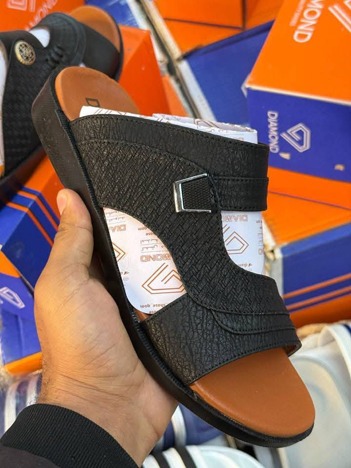 اللهم صلي على محمد وال محمد 
تم وصول الشحاطه الدايمونت الطبيعي 
موديل أصبح وكف
قياسات من 40الى 45 

للحجز والاستفسار واتساب فقط 
***********
0777362112
توصيل جميع المحافظات مجانا مجانا مجانا 🚗🚗🚗
