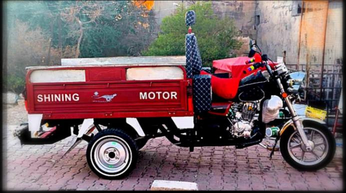 يا ألله..السلام عليكم شباب ستوته شاخوان/فحل عالي قلاب/
موديل 23 مرقم/عليها محرك 25 صفر كاتم/ركَبه وشاصي بالشرط/كهربائيات كلها شغال/دبلات ابو الختم حفر/هندبريك سحب/ رقم انكليزي سنويه عظم عاج لحد2031/ تاخذها ومتباوع وراك هلكد نظيفه/
وجبه اولىٰ ولكَطه👌أنظر باوع دحج😅
السعر مليونين و700 وبيها مجال للطيبين ***********
