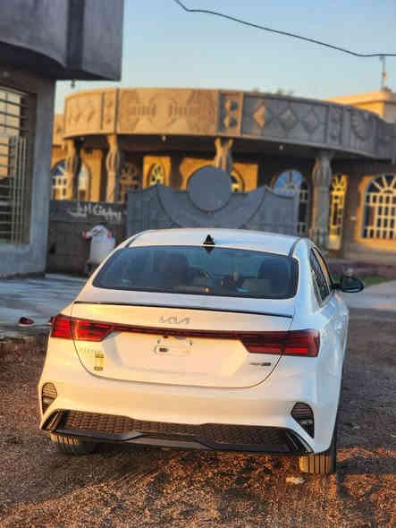 السلام عليكم 
لبيع فورتي جي تي لاين موديل 24 

فول عده الفتحه 

حادثها موضح بالصور 

تبديل بنيد فقط بدون دواخل بدون لغد 

ايرباك دركة فقط

السيارة بدون رقم تترقم جميع المحافظات 

ماشية 19 ميل 

بيها كم رصعه زغيرة بالقمارة اثر التحميل 

السعر المطلوب 140 وبيها مجال شي بسيط 

***********
