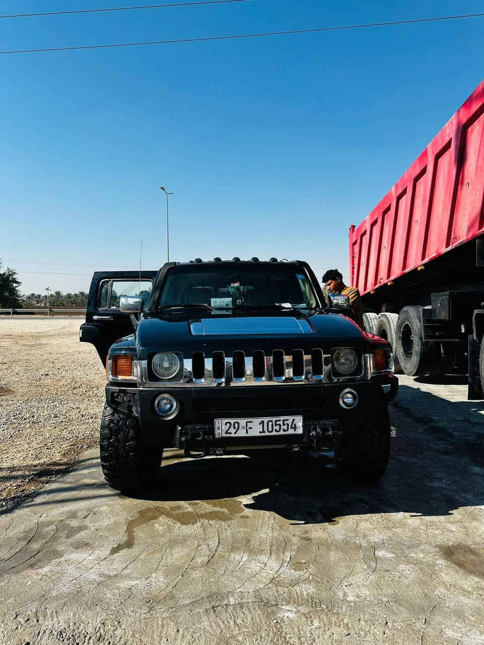 السلام عليكم .. بيع او مراوس
فووول مواصفات
السعر المطلوب 110 وبي مجال
همر h3 موديل 2007 مكفوله من الصبغ والتبديل ماعدا بحافة البنيد معجون مقدار ٤ اصابع  .. 
رقم واسط انكليزي دولي  باسمي
محرك 3700 قبق ابيض بلادي ناعم جدا وبي شلعه  ..
 بدون بخار نهائيا .. بس بي بداية التشغيل دخان ابيض قليل جدا ويكطع يعني لاستيك ولف وحاليا كطع ماكو دخان
كير جيد جدا    الفور ويل ملغي 
كشنات جلد كهرباء
تبريد ثلج
سلايد روف شغال
حداديه جيده جدا
كهربائيات فوول
لايت زينون شمسي مع اضافة بلاجكتور
شاشه اندرويد وكاميرا خلفيه 
كام داش امامي خلفي
طخم تاير جبلي
راديتر جديده 
طخم نوزلات مال كصه
مروحه كهربائيه عاصفه  اضافه الى دبل مروحه للتبريد
يعني بعز تموز حماوه جوه النص 
بطاريه جديده 
دواخل حلوه لون بيجي
مكاني بابل 
***********
***********
