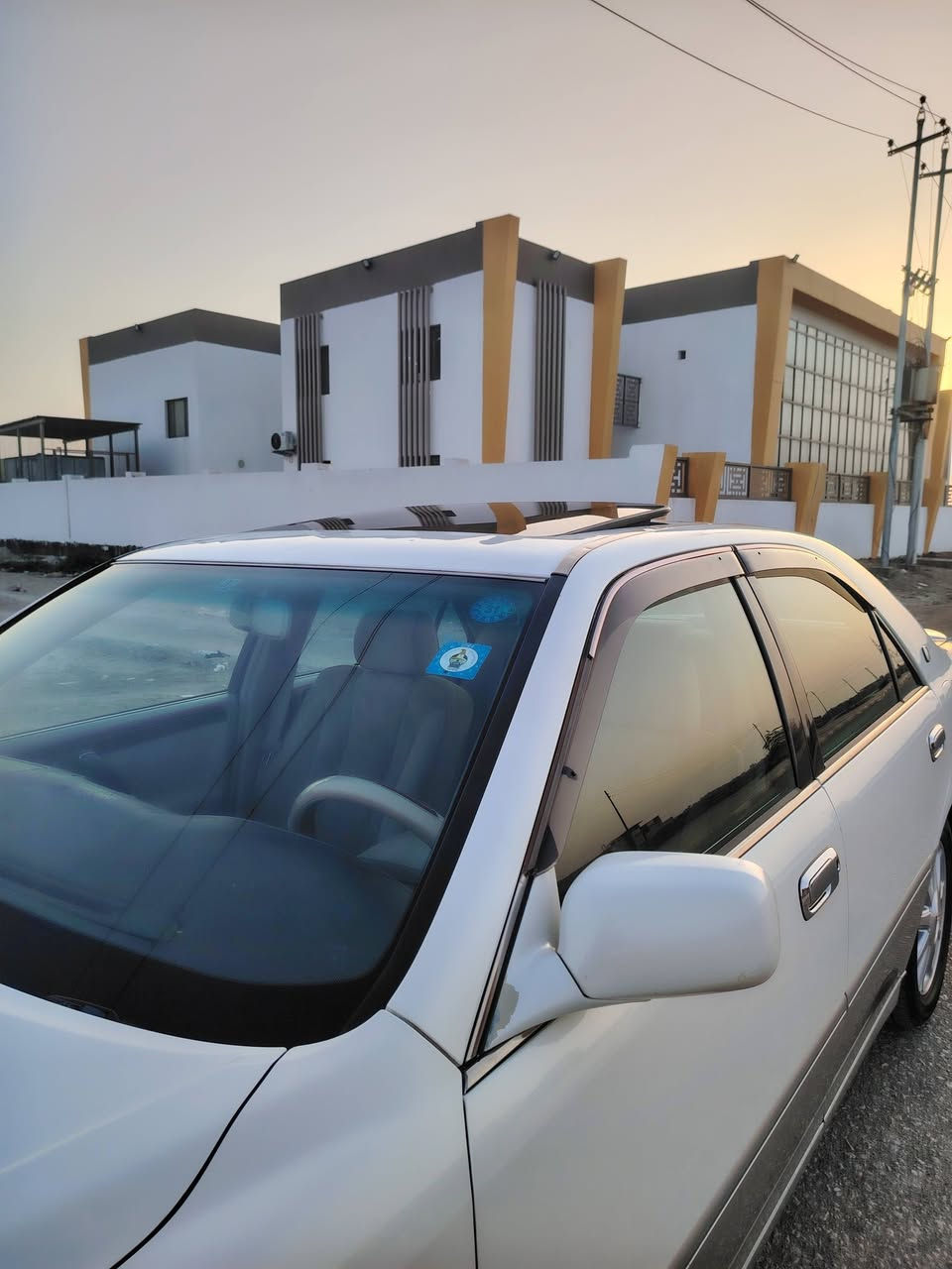 سلام عليكم ملكه للبيع قرار 48رقم نجف انكليزي تحويل مباشر سنويه لل29 موديل 2000 السياره كفاله عامه جديده كارتون
_٣دكم
_شاصي 75
_مكينه ديفور الجبير
_فتحه
_ستيرن كهرباء
_ برده خلفيه 
السياره جاهزه حداديه كير مكينه تبريد ثلج السعر 165وبيه مجال مكان السياره بابل رقم الموبايل *********** _***********
