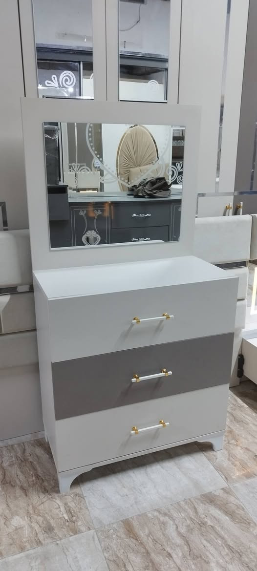 غرفة 6 ابواب 5 قطع
للاستفسار ***********
