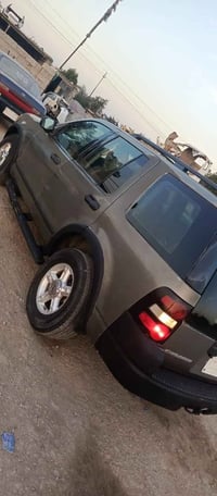 محوّرة ياباني • ٣٠٠٠ • ضربة بالباب