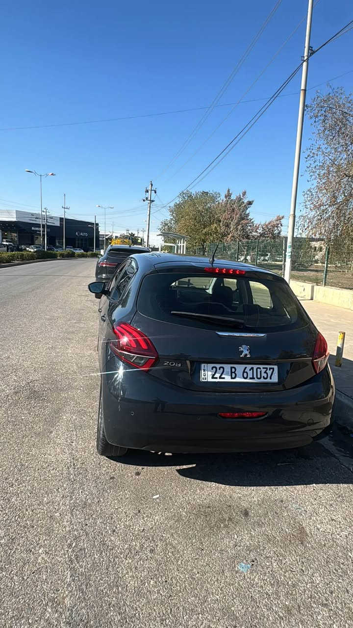 بيجؤ ٢٠٨
موديل ٢٠١٩
بي سبوغ و قه پ و قوپه 
مواسفات فوله پانؤرامايه
رقم و سه نه وي فحسي نوييه 
گيرو مه جينه به شه رته نكرايته وه 
شوين هه ولير 
رقم موبايل. *********** أربيل, العراق
