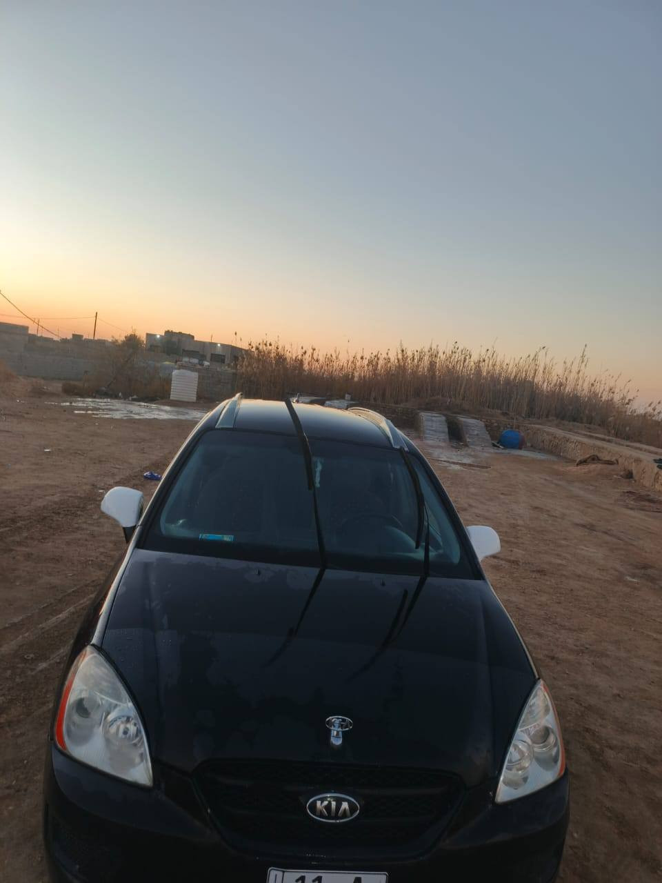 7راكب  سلام عليكم كيا راندو موديل 2007 6سلندر محرك 2700 رقم بغداد دولي بيه جاملق فقط بدون  مكان السياره السماوه    جديده السياره نضيفه كلش دواخل تبريد تخم تايرات مكينه كير كلهه شرط وجاهز للمداور سعرهه 85متوازي حيل على بيعتهه والشراي يشلع عيوني.  رجاٱ المو شراي لايتصل ولا يعلق السياره حيل نضيفه ماشيه 100.     *********** سياره جديده جديده

