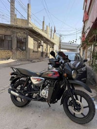 بوكسر ٢٠٢٣للبيع مرقم  وسنويه تحويل ثاني يوم كفاله عاكه الدراجه استعمال...