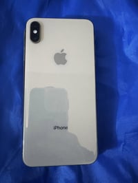 ايفون 📱 اكس ماكس ذاكره 64 بطارية 🔋 75اصليه مال جهاز ابد ميصرف مبدل فقط...