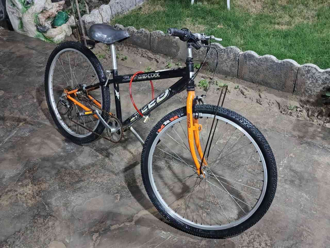 بايسكل جبلي جاهز للبيع لغرض الحاجه مابي أي نقص كامل مع ملحقاتة قفل وبم نفخ تايرات ورقع چوب
للإستفسار هذا رقمي واتساب
***********
