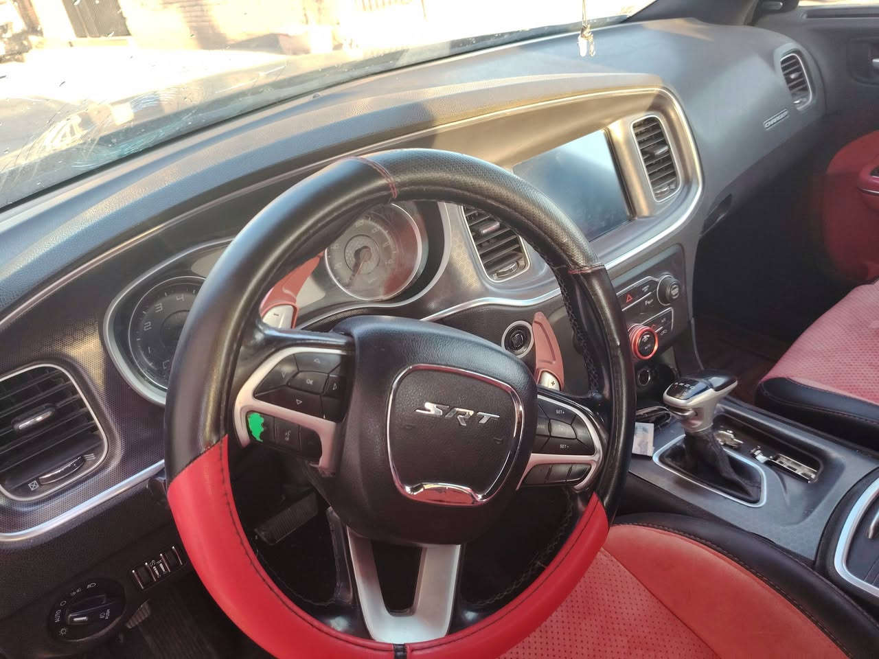 السلام عليكم
جرجر 2018 فول موصفات عدا فتحة
محرك ستة  sxt . بلص 
بصمة
ليت زنون  تتحكم بل لون عن طريق موبيل
كشنات خاضن
شاشة كبيرة
تحكم استرن
شفتات استيرن
رادارات
تشغيل بعد
كشنات كهربائي تفئة
ويل كب 20 حديد
تاير جديد
اهويا موصفات بعد  
للاستفسار ***********
 رحم لودلكم
