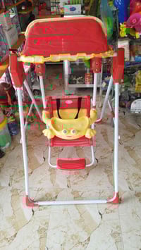 مرجوحة • اطفال