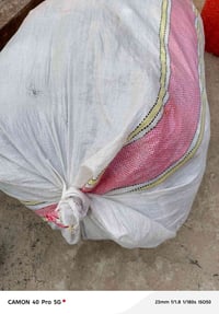 عدنا هذا شليف ملابس اطفال ونساء  ملبوسات شي قليل والله  صيفي وشتائي   ...