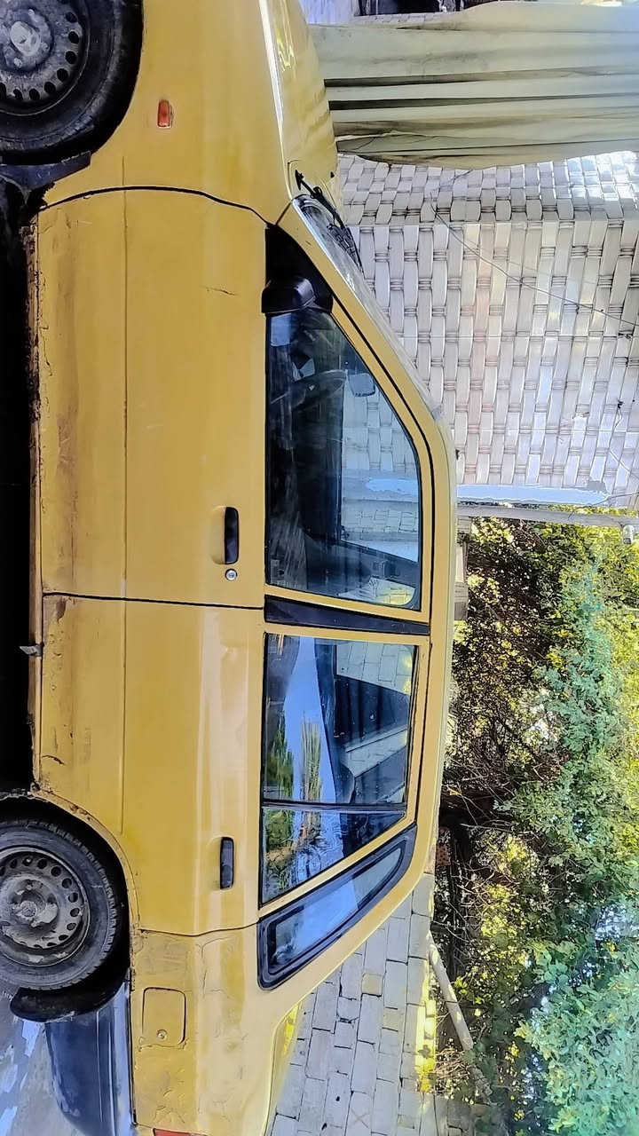 السلام عليكم سايبه للبيع رقم ألماني سعر مناسب اليريدة يتصل ***********
