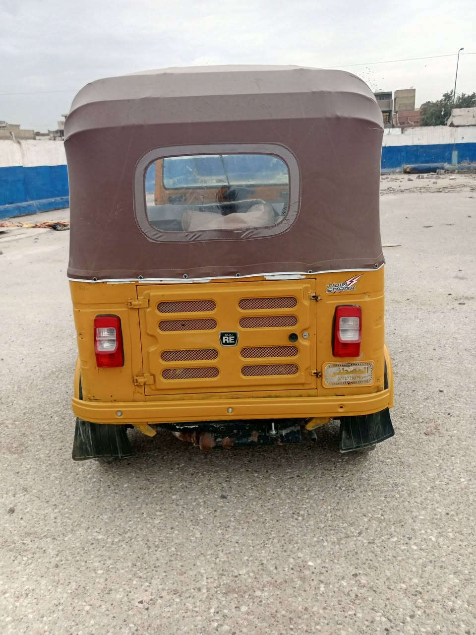 السلام عليكم تكتك للبيع موديل 18وراق صواليه شرص الترقيم تكتك كبل الشارع تخم تأير الضربه ولاصبغ مكاني بغداد المدينة الصدر *********** مامتواجد على الفيس
