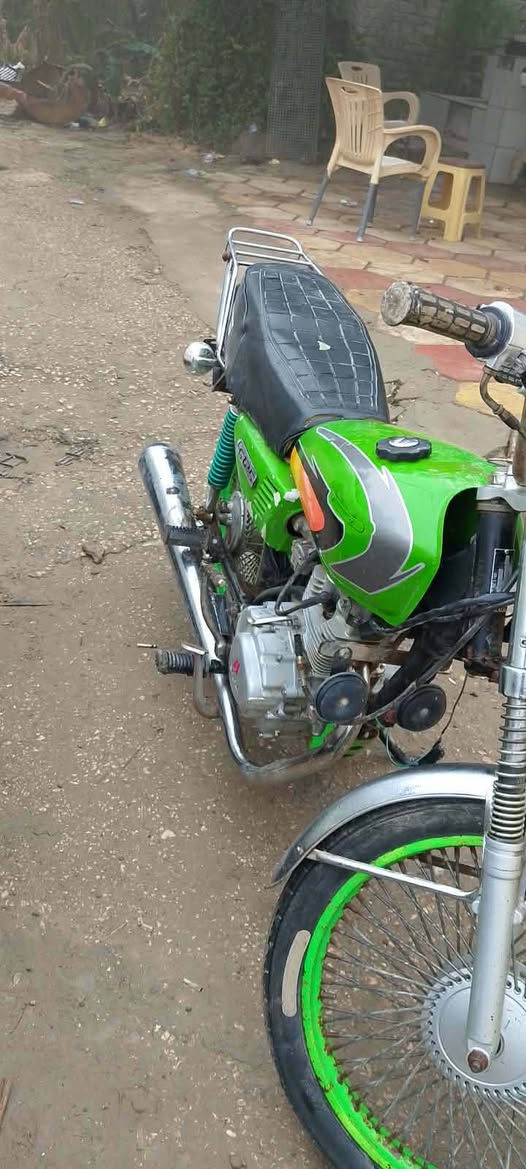 السلام عليكم شباب دراجه كلك للبيع ***********
