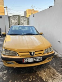 بيجو بارص 2015 السياره كشرتها حلوه مكفوله من الضربه مكينتها بيها خيط ت...